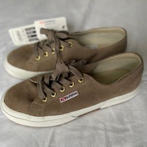 SUPERGA 2750 SUEU Sneaker Gold Eyelets NWT 6